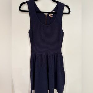 BLUE KNIT SANDRO DRESS. US MEDIUM. SANDRO SIZE 2.